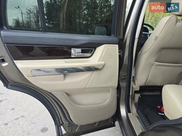 Ленд Ровер Рендж Ровер Спорт 2010 в Хмельницком на Automoto.ua Коричневый Ленд Ровер Рендж Ровер Спорт, объемом двигателя 2.99 л и пробегом 239 тыс. км за 14999 $, фото 47 на Automoto.ua