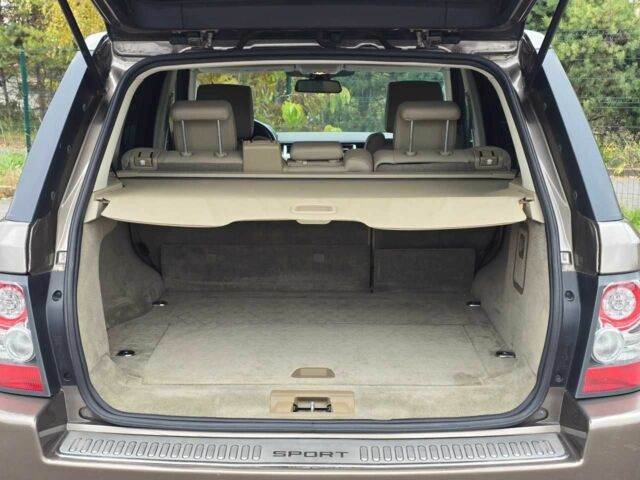 Ленд Ровер Рендж Ровер Спорт 2010 в Хмельницком на Automoto.ua Коричневый Ленд Ровер Рендж Ровер Спорт, объемом двигателя 3 л и пробегом 239 тыс. км за 14999 $, фото 6 на Automoto.ua