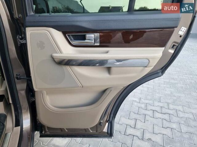 Коричневый Ленд Ровер Рендж Ровер Спорт, объемом двигателя 3 л и пробегом 239 тыс. км за 15799 $, фото 43 на Automoto.ua