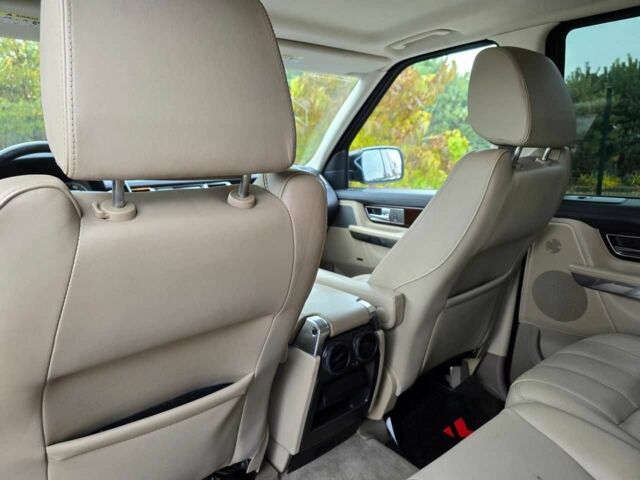 Ленд Ровер Рендж Ровер Спорт 2010 в Хмельницком на Automoto.ua Коричневый Ленд Ровер Рендж Ровер Спорт, объемом двигателя 3 л и пробегом 239 тыс. км за 14999 $, фото 13 на Automoto.ua