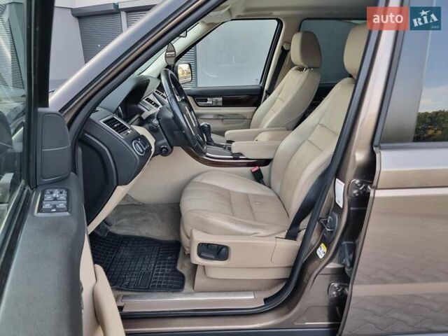 Коричневый Ленд Ровер Рендж Ровер Спорт, объемом двигателя 3 л и пробегом 239 тыс. км за 15799 $, фото 26 на Automoto.ua