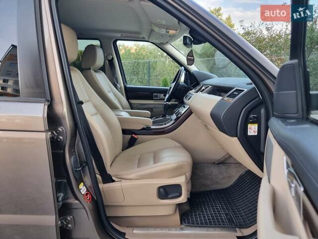 Коричневый Ленд Ровер Рендж Ровер Спорт, объемом двигателя 3 л и пробегом 239 тыс. км за 15799 $, фото 37 на Automoto.ua