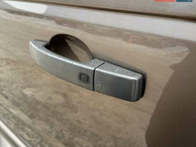 Коричневий Ленд Ровер Range Rover Sport, об'ємом двигуна 5 л та пробігом 248 тис. км за 11999 $, фото 32 на Automoto.ua