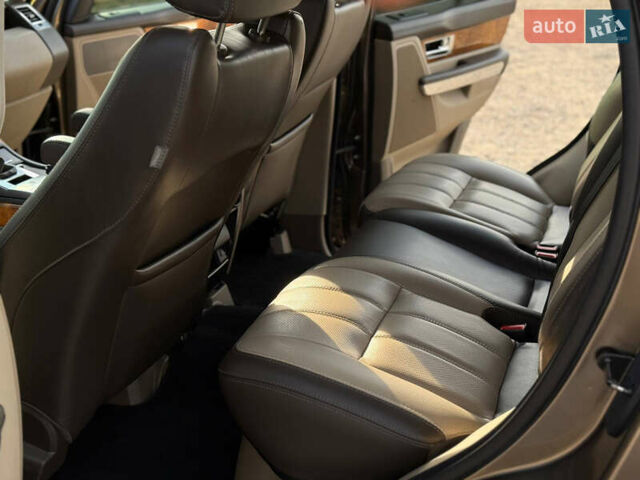 Коричневый Ленд Ровер Рендж Ровер Спорт, объемом двигателя 5 л и пробегом 162 тыс. км за 18200 $, фото 13 на Automoto.ua