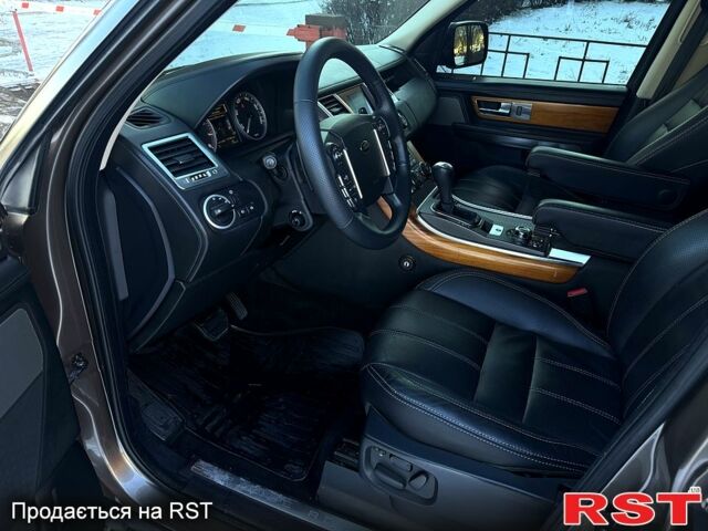 Коричневый Ленд Ровер Рендж Ровер Спорт, объемом двигателя 5 л и пробегом 14700 тыс. км за 16800 $, фото 4 на Automoto.ua