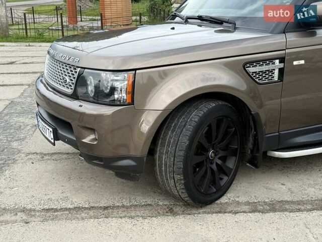 Коричневый Ленд Ровер Рендж Ровер Спорт, объемом двигателя 3 л и пробегом 273 тыс. км за 17000 $, фото 5 на Automoto.ua