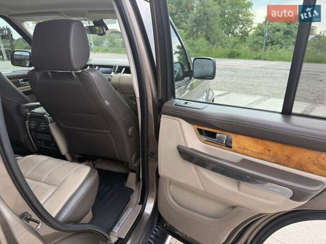 Коричневый Ленд Ровер Рендж Ровер Спорт, объемом двигателя 3 л и пробегом 273 тыс. км за 17000 $, фото 31 на Automoto.ua