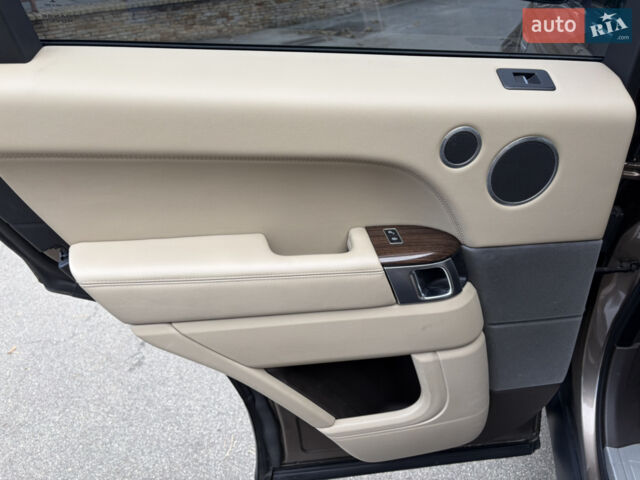 Коричневий Ленд Ровер Range Rover Sport, об'ємом двигуна 2.99 л та пробігом 241 тис. км за 23500 $, фото 13 на Automoto.ua