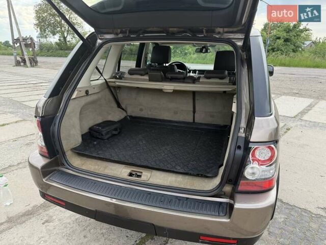 Коричневый Ленд Ровер Рендж Ровер Спорт, объемом двигателя 3 л и пробегом 273 тыс. км за 17000 $, фото 32 на Automoto.ua