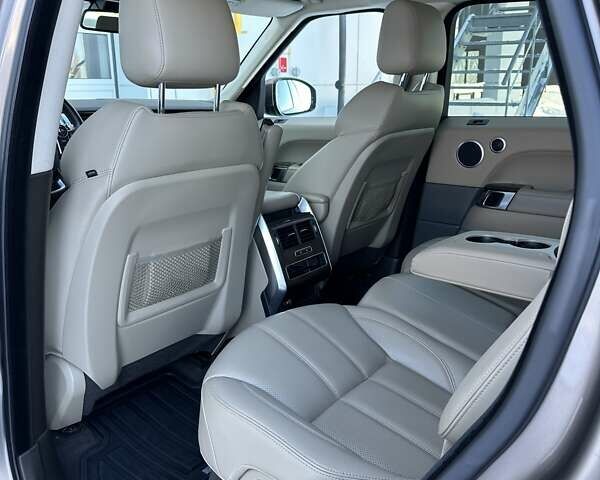 Коричневый Ленд Ровер Рендж Ровер Спорт, объемом двигателя 2.99 л и пробегом 112 тыс. км за 27800 $, фото 18 на Automoto.ua