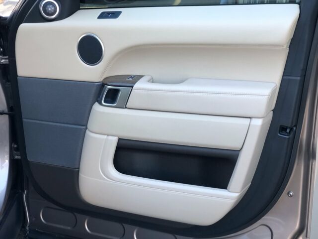 Коричневий Ленд Ровер Range Rover Sport, об'ємом двигуна 3 л та пробігом 82 тис. км за 54000 $, фото 12 на Automoto.ua