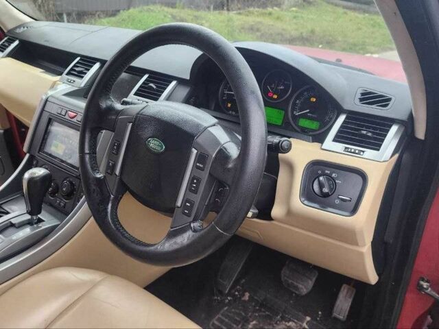 Красный Ленд Ровер Рендж Ровер Спорт, объемом двигателя 2.7 л и пробегом 178 тыс. км за 4500 $, фото 10 на Automoto.ua