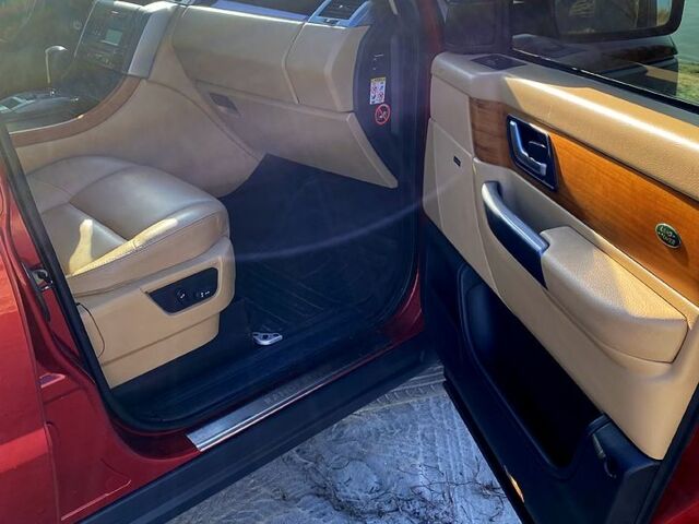 Червоний Ленд Ровер Range Rover Sport, об'ємом двигуна 2.7 л та пробігом 136 тис. км за 10500 $, фото 10 на Automoto.ua