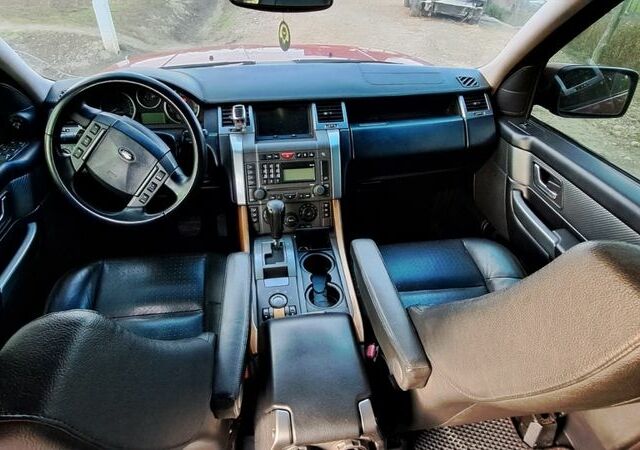 Червоний Ленд Ровер Range Rover Sport, об'ємом двигуна 4.2 л та пробігом 177 тис. км за 8711 $, фото 6 на Automoto.ua