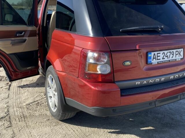 Червоний Ленд Ровер Range Rover Sport, об'ємом двигуна 2.7 л та пробігом 136 тис. км за 10500 $, фото 4 на Automoto.ua