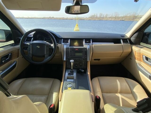 Червоний Ленд Ровер Range Rover Sport, об'ємом двигуна 2.7 л та пробігом 136 тис. км за 10500 $, фото 5 на Automoto.ua