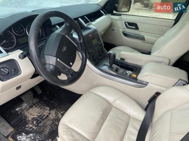 Червоний Ленд Ровер Range Rover Sport, об'ємом двигуна 4.4 л та пробігом 300 тис. км за 3750 $, фото 7 на Automoto.ua