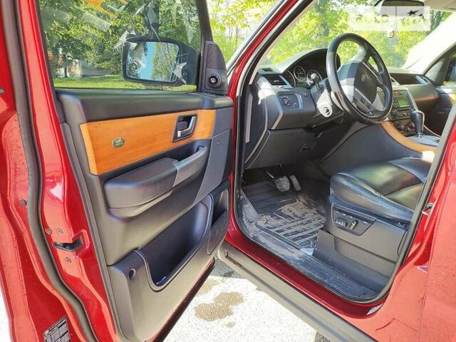 Червоний Ленд Ровер Range Rover Sport, об'ємом двигуна 4.4 л та пробігом 270 тис. км за 12555 $, фото 4 на Automoto.ua