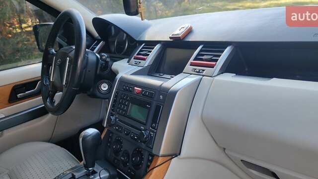 Красный Ленд Ровер Рендж Ровер Спорт, объемом двигателя 4.2 л и пробегом 220 тыс. км за 9500 $, фото 13 на Automoto.ua