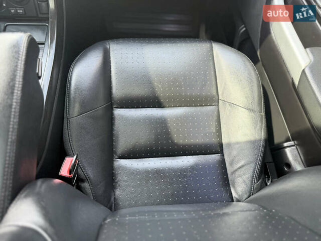 Червоний Ленд Ровер Range Rover Sport, об'ємом двигуна 4.19 л та пробігом 245 тис. км за 6900 $, фото 64 на Automoto.ua