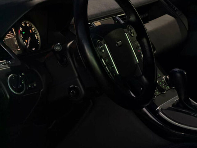 Червоний Ленд Ровер Range Rover Sport, об'ємом двигуна 5 л та пробігом 165 тис. км за 9999 $, фото 25 на Automoto.ua