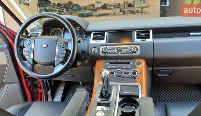 Червоний Ленд Ровер Range Rover Sport, об'ємом двигуна 2.99 л та пробігом 193 тис. км за 14700 $, фото 11 на Automoto.ua