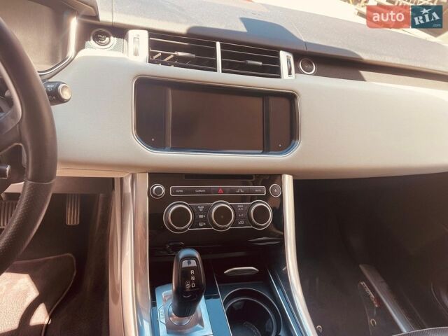 Червоний Ленд Ровер Range Rover Sport, об'ємом двигуна 2.99 л та пробігом 360 тис. км за 23000 $, фото 8 на Automoto.ua