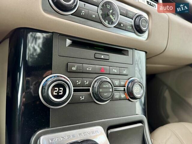 Красный Ленд Ровер Рендж Ровер Спорт, объемом двигателя 3 л и пробегом 195 тыс. км за 15999 $, фото 33 на Automoto.ua