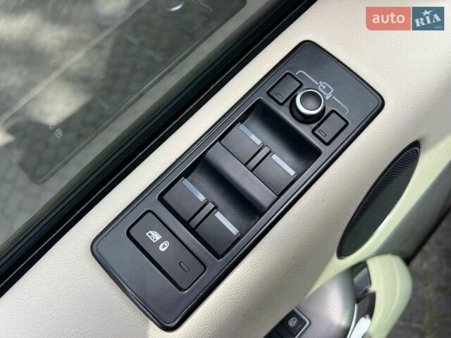 Червоний Ленд Ровер Range Rover Sport, об'ємом двигуна 3 л та пробігом 183 тис. км за 19999 $, фото 30 на Automoto.ua