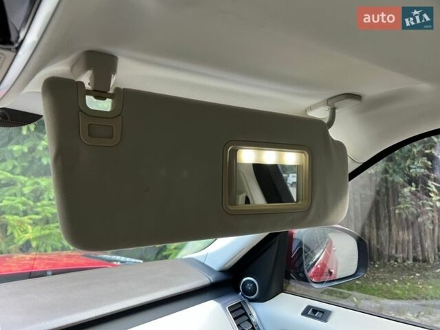 Червоний Ленд Ровер Range Rover Sport, об'ємом двигуна 3 л та пробігом 183 тис. км за 19999 $, фото 27 на Automoto.ua