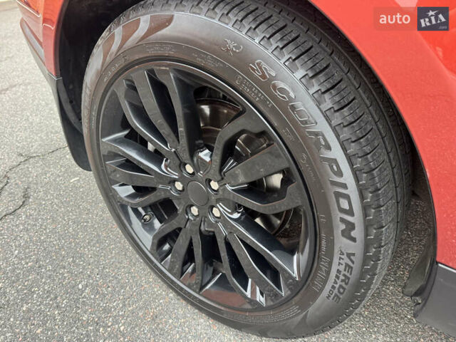 Червоний Ленд Ровер Range Rover Sport, об'ємом двигуна 3 л та пробігом 242 тис. км за 22500 $, фото 11 на Automoto.ua