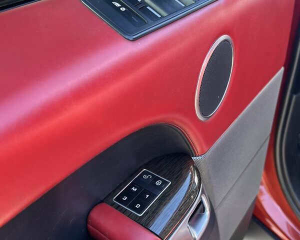 Червоний Ленд Ровер Range Rover Sport, об'ємом двигуна 2.99 л та пробігом 205 тис. км за 34000 $, фото 33 на Automoto.ua