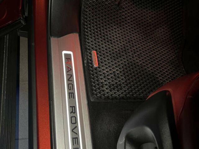 Червоний Ленд Ровер Range Rover Sport, об'ємом двигуна 2.99 л та пробігом 220 тис. км за 33000 $, фото 11 на Automoto.ua