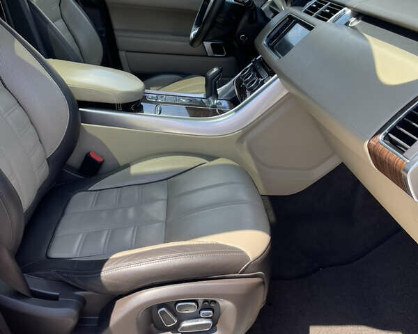 Красный Ленд Ровер Рендж Ровер Спорт, объемом двигателя 2.99 л и пробегом 207 тыс. км за 31500 $, фото 22 на Automoto.ua