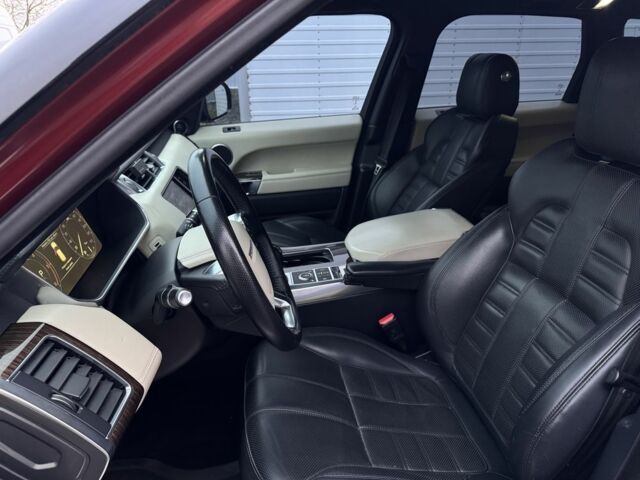 Червоний Ленд Ровер Range Rover Sport, об'ємом двигуна 3 л та пробігом 141 тис. км за 40000 $, фото 6 на Automoto.ua