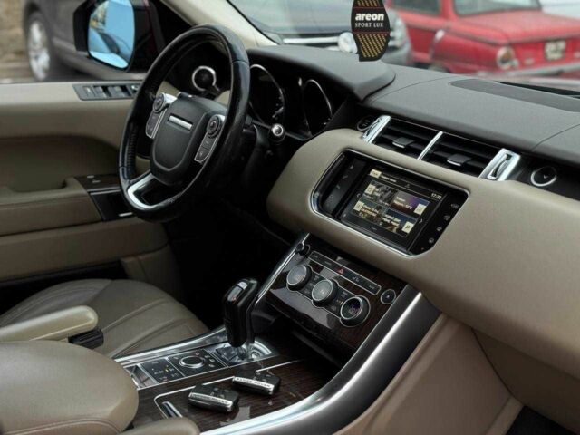 Червоний Ленд Ровер Range Rover Sport, об'ємом двигуна 3 л та пробігом 191 тис. км за 20612 $, фото 13 на Automoto.ua