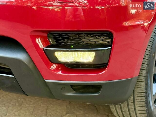 Червоний Ленд Ровер Range Rover Sport, об'ємом двигуна 3 л та пробігом 253 тис. км за 21750 $, фото 26 на Automoto.ua