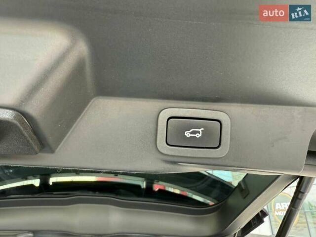 Червоний Ленд Ровер Range Rover Sport, об'ємом двигуна 3 л та пробігом 178 тис. км за 34500 $, фото 27 на Automoto.ua