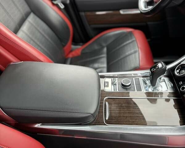 Красный Ленд Ровер Рендж Ровер Спорт, объемом двигателя 2.99 л и пробегом 110 тыс. км за 57200 $, фото 62 на Automoto.ua