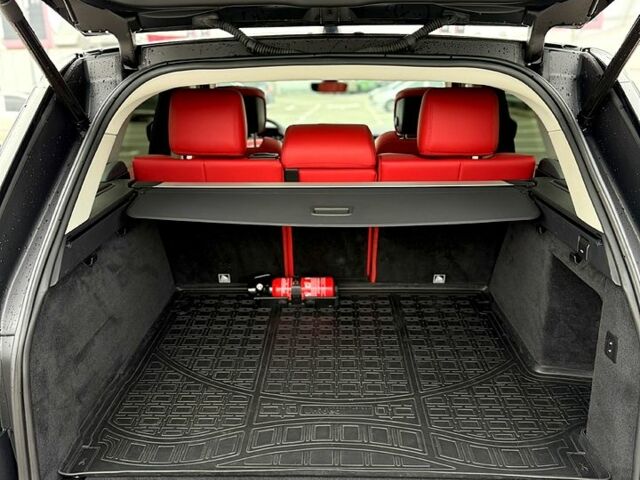 Красный Ленд Ровер Рендж Ровер Спорт, объемом двигателя 3 л и пробегом 110 тыс. км за 57200 $, фото 5 на Automoto.ua