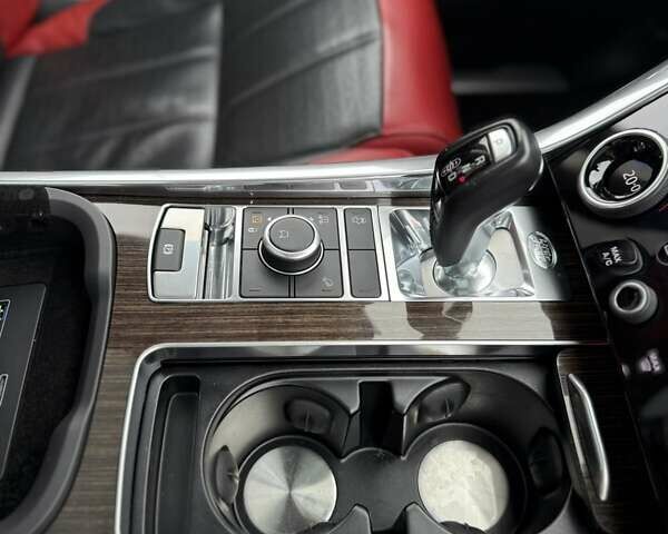 Красный Ленд Ровер Рендж Ровер Спорт, объемом двигателя 2.99 л и пробегом 110 тыс. км за 57200 $, фото 65 на Automoto.ua