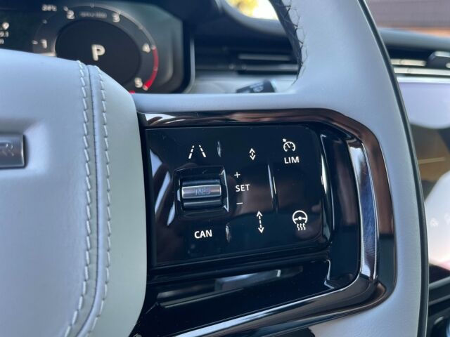 Червоний Ленд Ровер Range Rover Sport, об'ємом двигуна 3 л та пробігом 39 тис. км за 125000 $, фото 16 на Automoto.ua