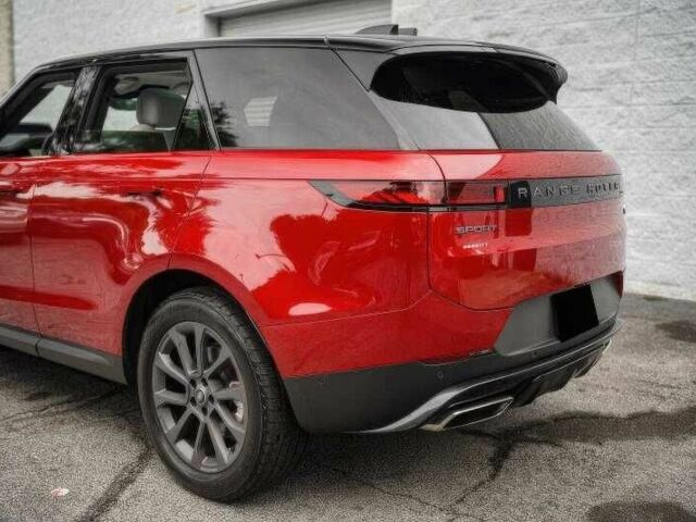 Червоний Ленд Ровер Range Rover Sport, об'ємом двигуна 3 л та пробігом 10 тис. км за 54950 $, фото 7 на Automoto.ua