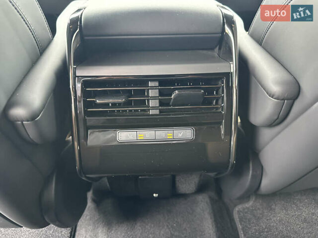 Червоний Ленд Ровер Range Rover Sport, об'ємом двигуна 3 л та пробігом 7 тис. км за 134500 $, фото 12 на Automoto.ua