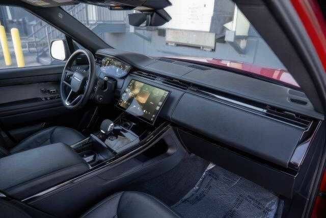 Червоний Ленд Ровер Range Rover Sport, об'ємом двигуна 3 л та пробігом 10 тис. км за 64800 $, фото 14 на Automoto.ua