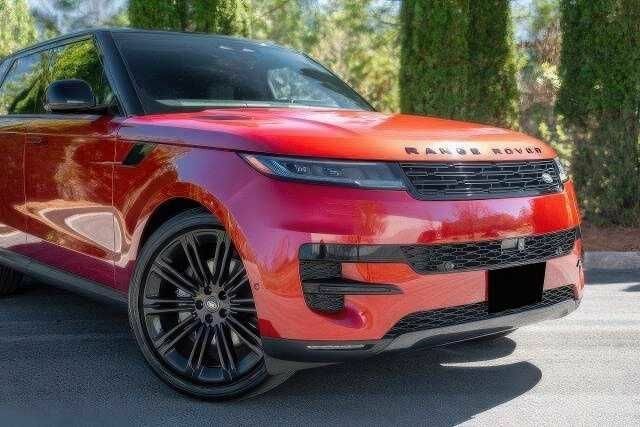 Червоний Ленд Ровер Range Rover Sport, об'ємом двигуна 3 л та пробігом 10 тис. км за 64950 $, фото 1 на Automoto.ua