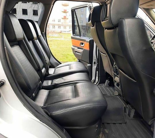 Ленд Ровер Range Rover Sport 2006 у Павлограде на Automoto.ua Ленд Ровер Range Rover Sport, об'ємом двигуна 4.2 л та пробігом 232 тис. км за 9999 $, фото 9 на Automoto.ua