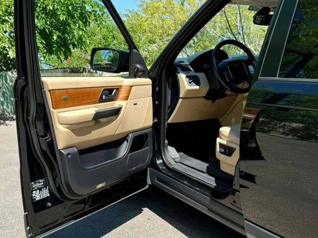 Ленд Ровер Range Rover Sport, об'ємом двигуна 4.4 л та пробігом 185 тис. км за 9900 $, фото 16 на Automoto.ua