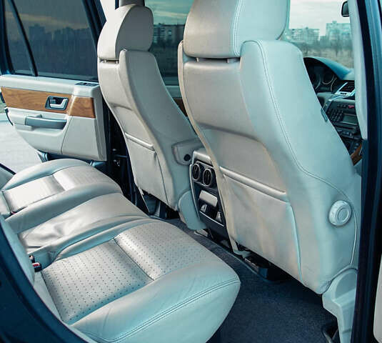 Ленд Ровер Range Rover Sport, об'ємом двигуна 4.2 л та пробігом 284 тис. км за 17700 $, фото 42 на Automoto.ua