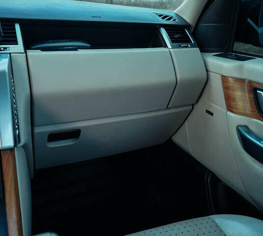 Ленд Ровер Range Rover Sport, об'ємом двигуна 4.2 л та пробігом 284 тис. км за 17700 $, фото 3 на Automoto.ua